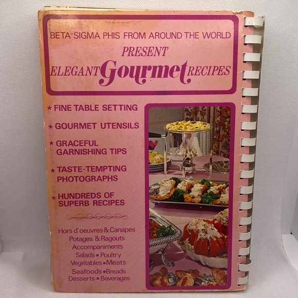 Favorite Recipes of The Beta Sigma Phi International Gourmet Cookbook Vintage - Picture 8 of 11